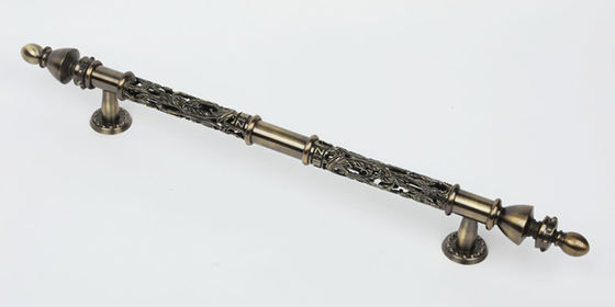 फर्नीचर लाइट लक्ज़री हार्डवेयर पुल हैंडल होलो फ्लावर शेप्ड 24K गोल्ड प्लेटेड